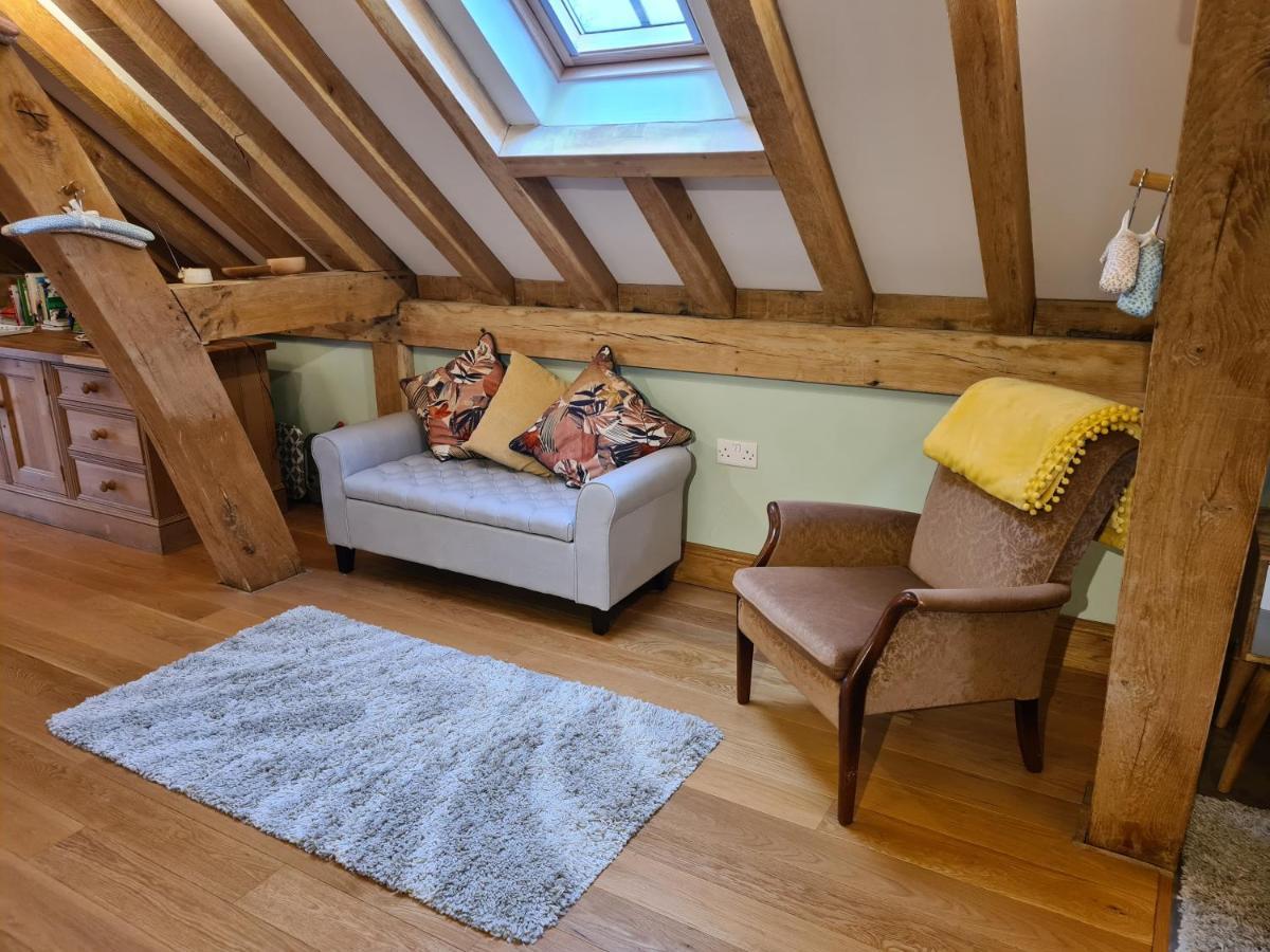 Renovated Loft On Working Farm Apartment Mayfield  ภายนอก รูปภาพ