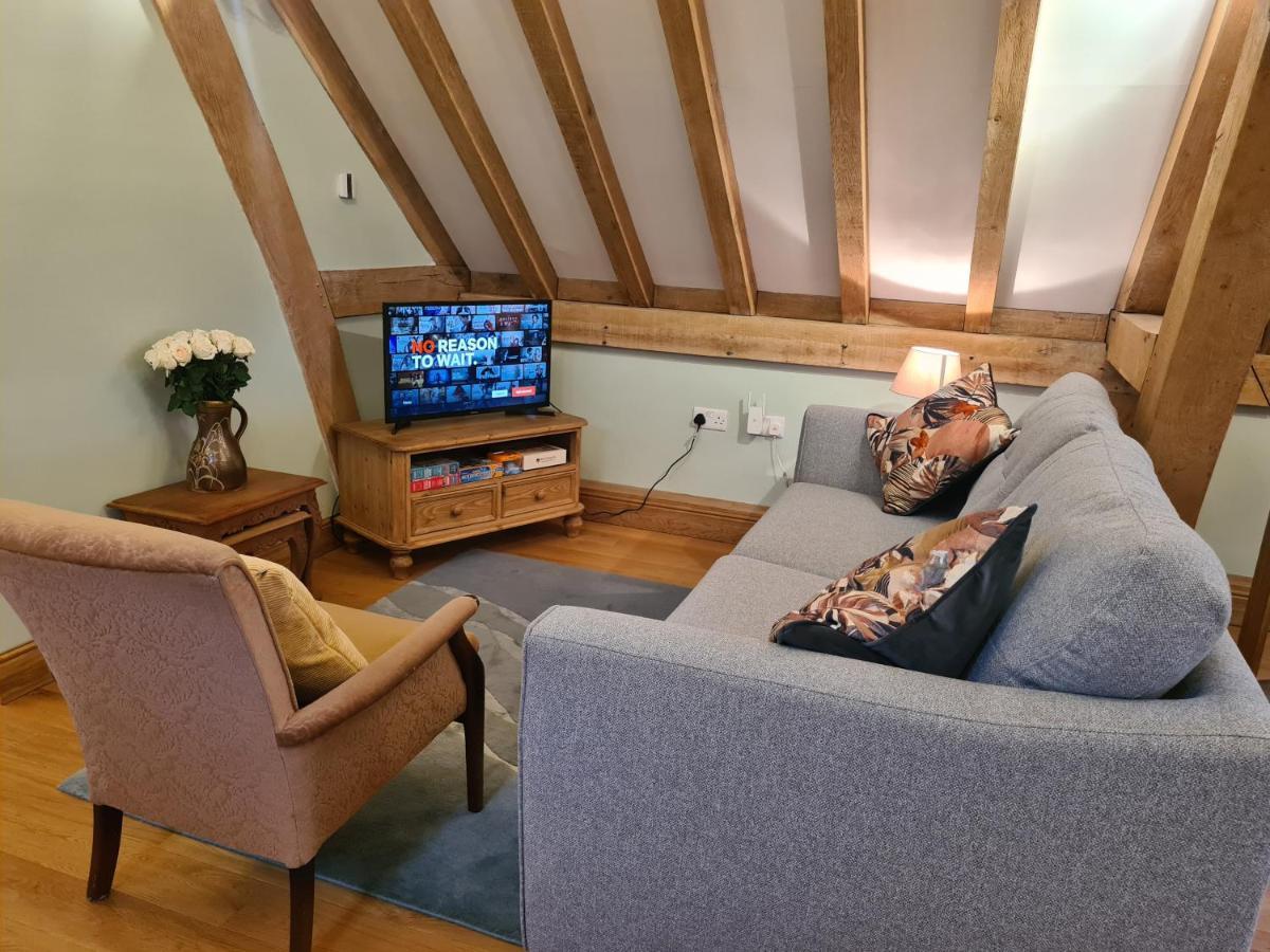 Renovated Loft On Working Farm Apartment Mayfield  ภายนอก รูปภาพ